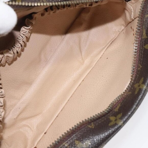 LOUIS VUITTON Monogram Trousse Toilette 23 Clutch Bag - Picture 13 of 16